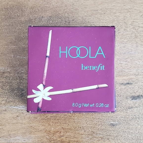 Benefit Cosmetics Hoola Matte Bronzer